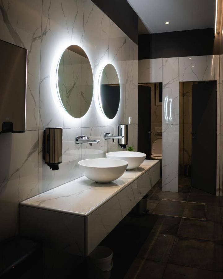 Hotel & Restaurant Se-Mi Veliko Trgovisce ภายนอก รูปภาพ