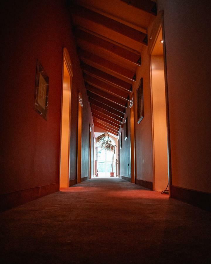 Hotel & Restaurant Se-Mi Veliko Trgovisce ภายนอก รูปภาพ